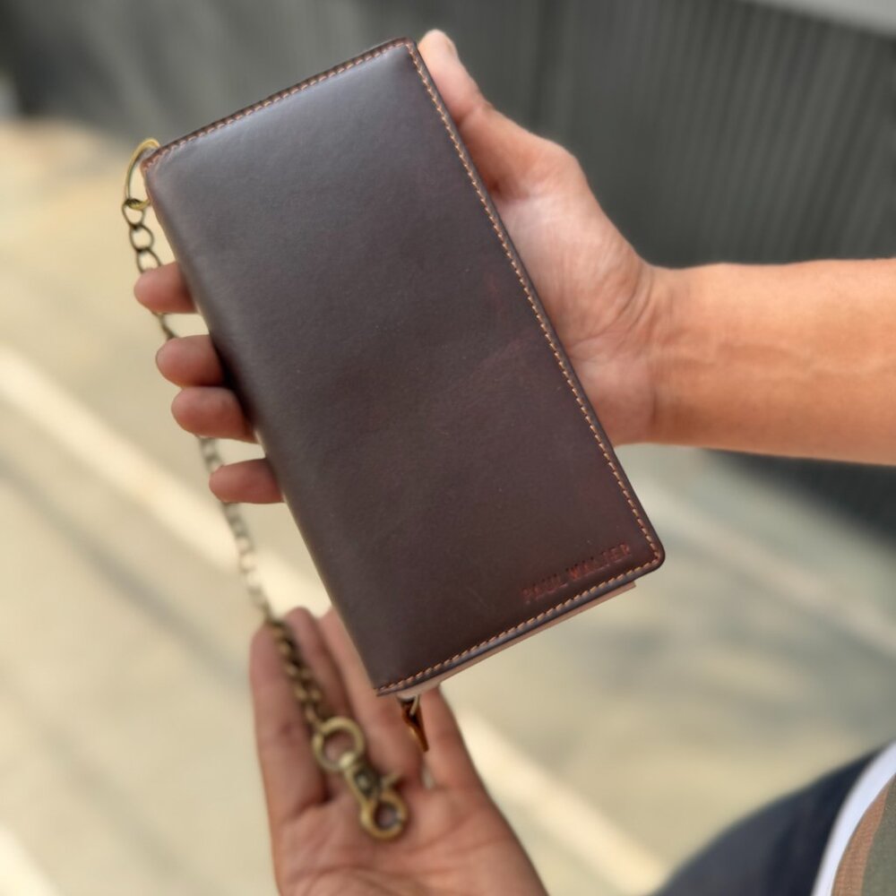 Leather Biker Chain Wallet – RFID Secure Trifold for Men